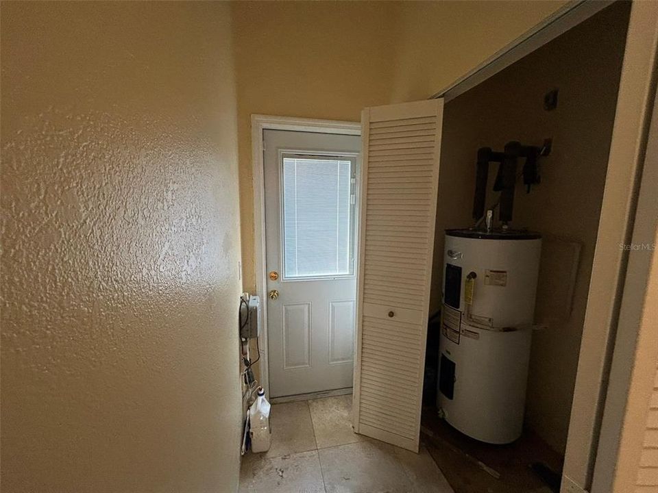 Active With Contract: $2,195 (4 beds, 3 baths, 2457 Square Feet)