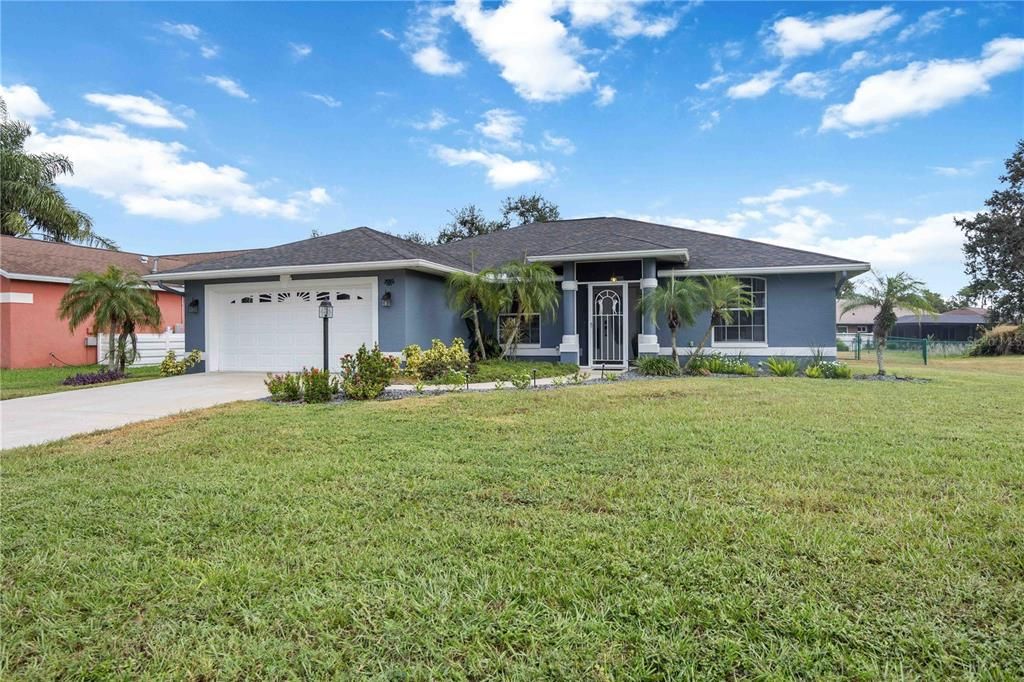Recently Sold: $495,000 (3 beds, 2 baths, 2213 Square Feet)