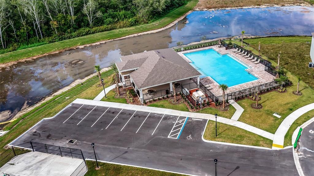 For Rent: $2,000 (4 beds, 2 baths, 1851 Square Feet)