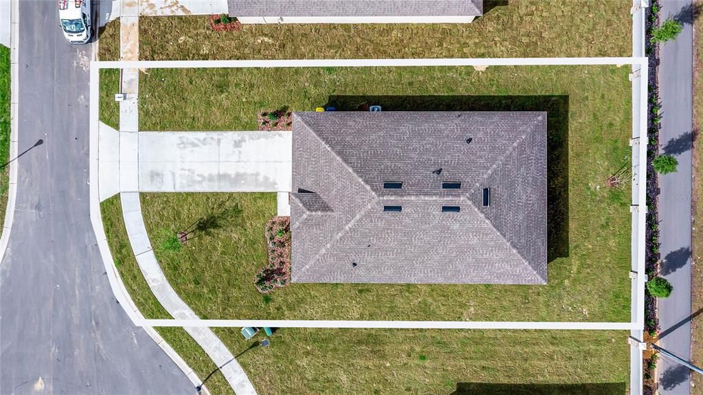 For Rent: $2,000 (4 beds, 2 baths, 1851 Square Feet)