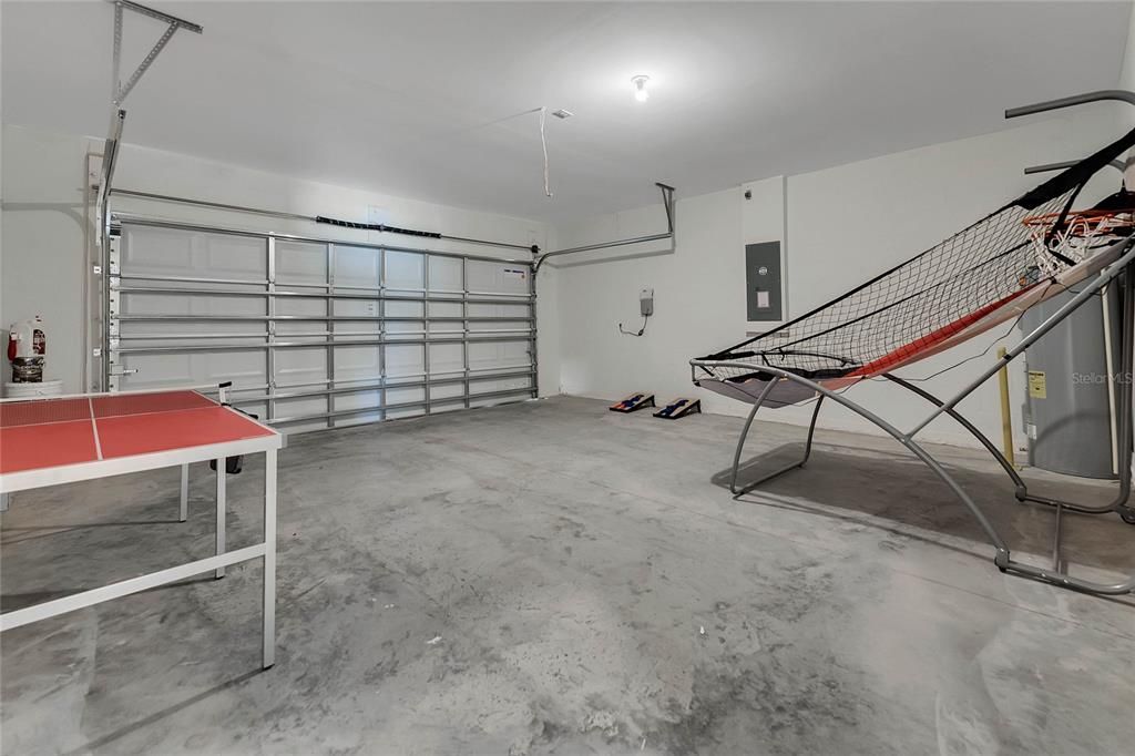 For Rent: $2,000 (4 beds, 2 baths, 1851 Square Feet)