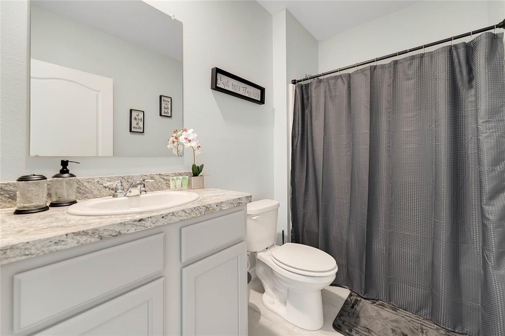 For Rent: $2,000 (4 beds, 2 baths, 1851 Square Feet)