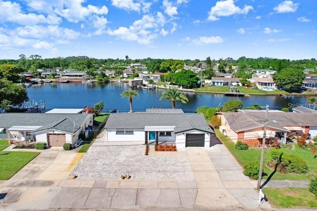 Active With Contract: $325,000 (2 beds, 1 baths, 1225 Square Feet)