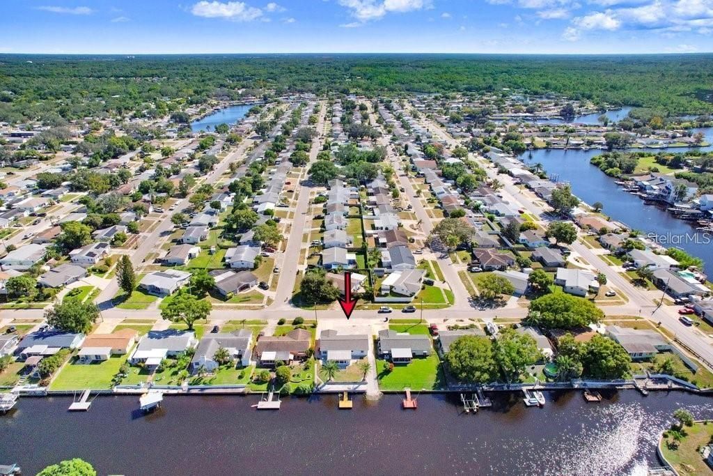 Active With Contract: $325,000 (2 beds, 1 baths, 1225 Square Feet)