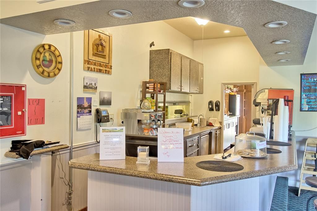 Active With Contract: $239,900 (3 beds, 2 baths, 1595 Square Feet)