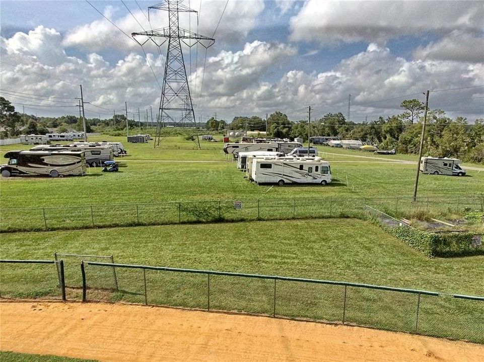 Active With Contract: $239,900 (3 beds, 2 baths, 1595 Square Feet)