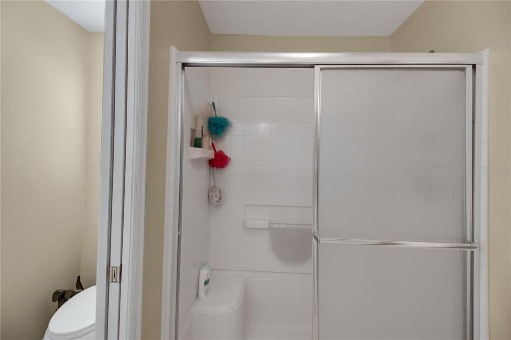 Active With Contract: $239,900 (3 beds, 2 baths, 1595 Square Feet)