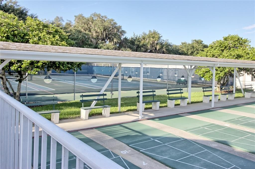 Active With Contract: $239,900 (3 beds, 2 baths, 1595 Square Feet)