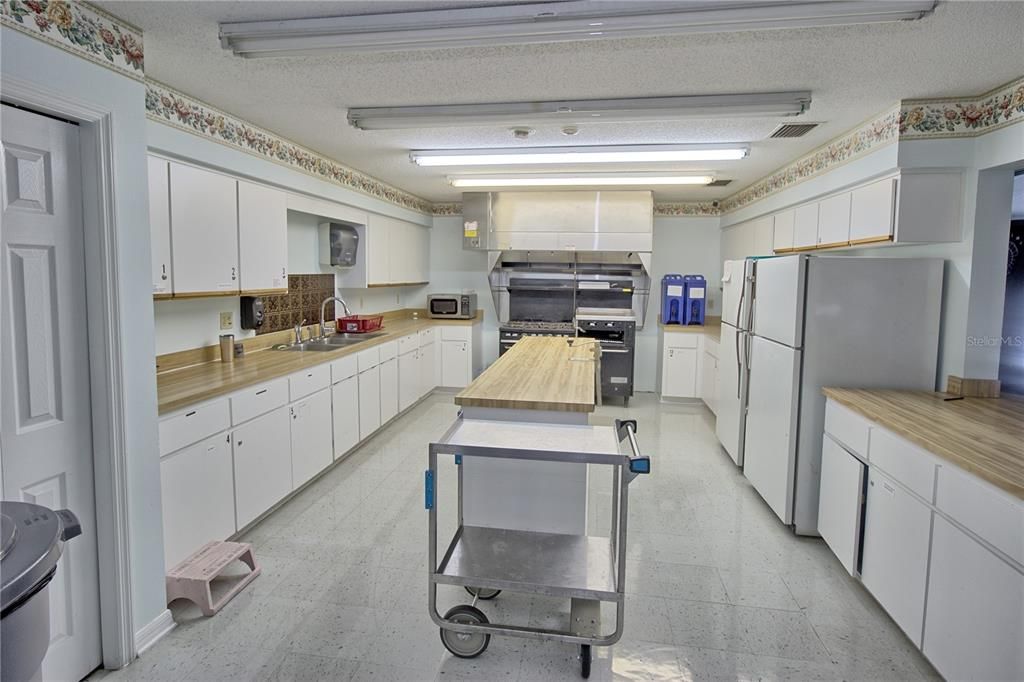 Active With Contract: $239,900 (3 beds, 2 baths, 1595 Square Feet)