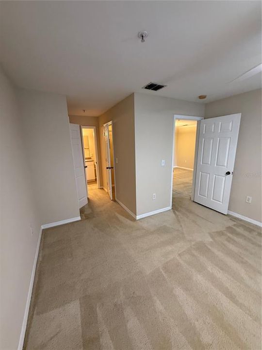 For Sale: $200,000 (2 beds, 2 baths, 1171 Square Feet)