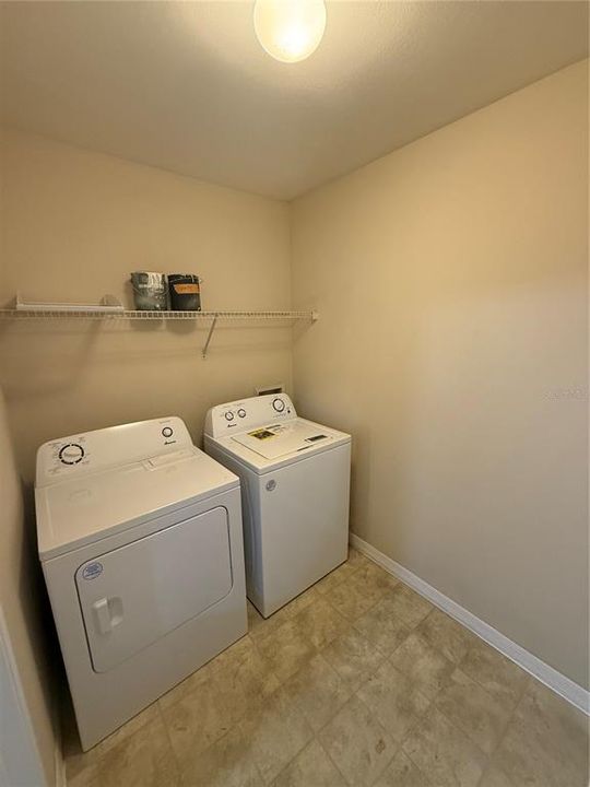 For Sale: $200,000 (2 beds, 2 baths, 1171 Square Feet)