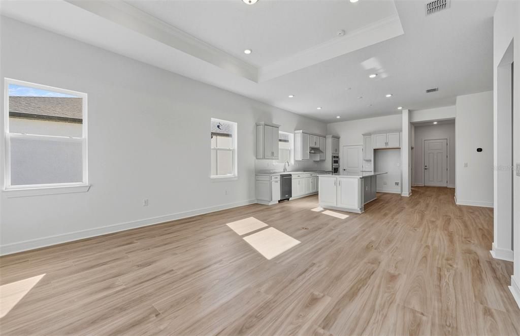 For Sale: $437,390 (2 beds, 2 baths, 1948 Square Feet)