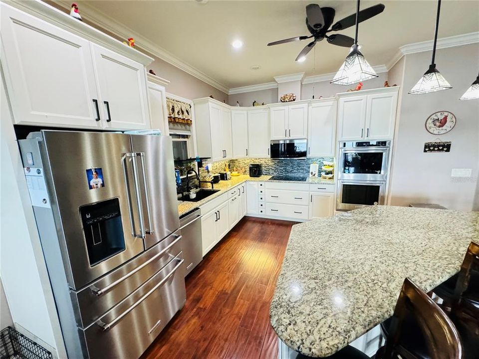 En Venta: $710,000 (3 camas, 2 baños, 1768 Pies cuadrados)