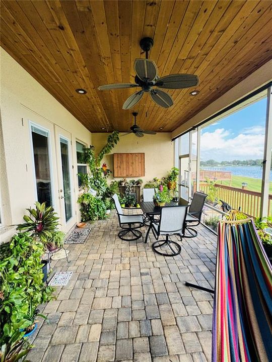 En Venta: $710,000 (3 camas, 2 baños, 1768 Pies cuadrados)