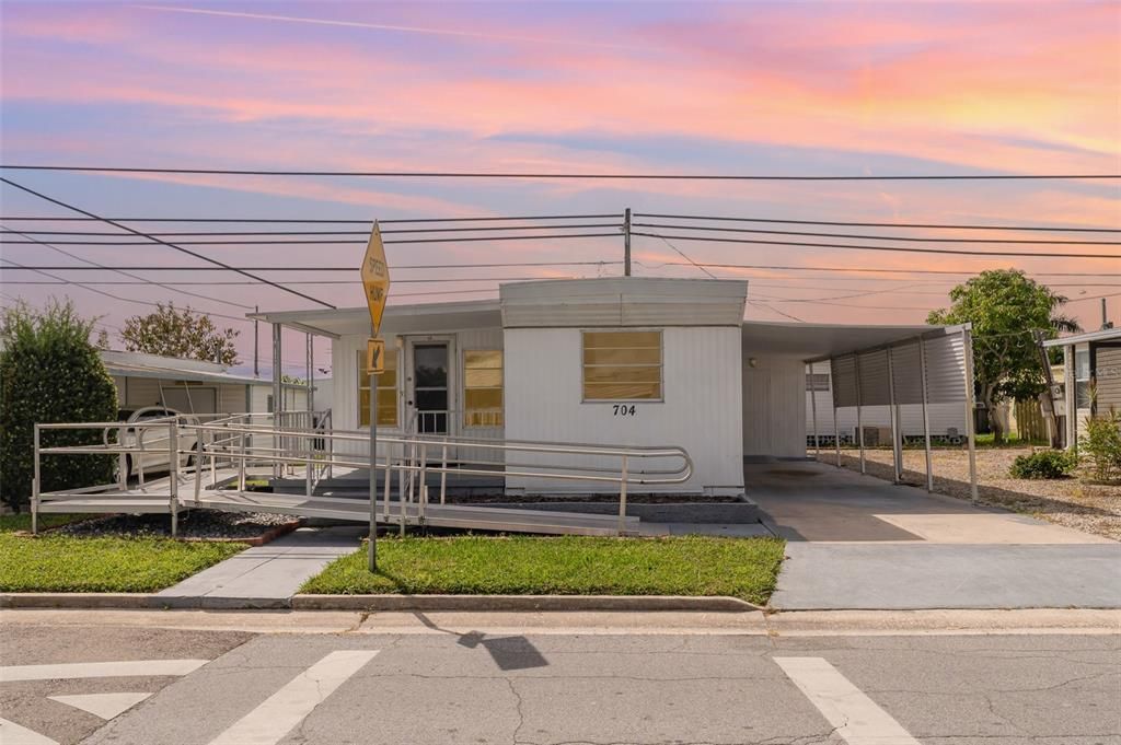 На продажу: $59,990 (1 спален, 1 ванн, 410 Квадратных фут)