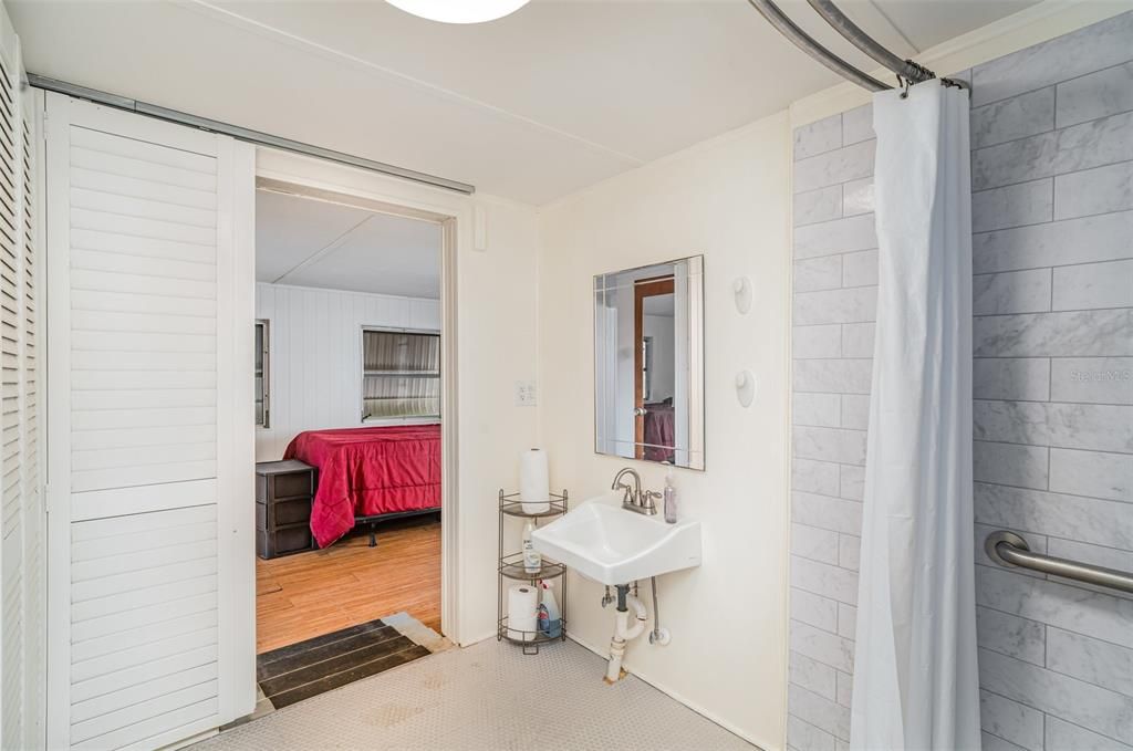 На продажу: $59,990 (1 спален, 1 ванн, 410 Квадратных фут)