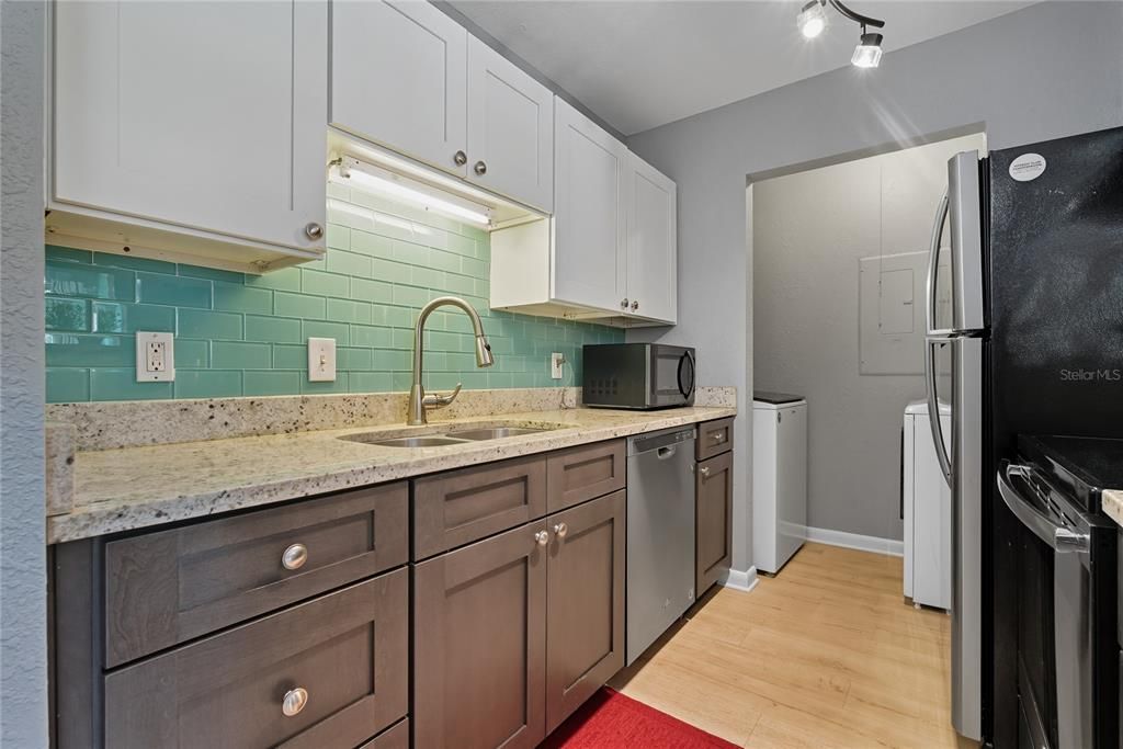 En Venta: $175,000 (2 camas, 2 baños, 898 Pies cuadrados)