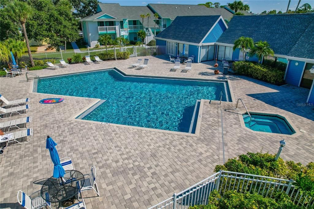 En Venta: $175,000 (2 camas, 2 baños, 898 Pies cuadrados)