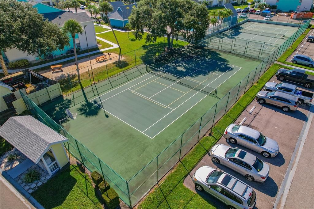 En Venta: $175,000 (2 camas, 2 baños, 898 Pies cuadrados)