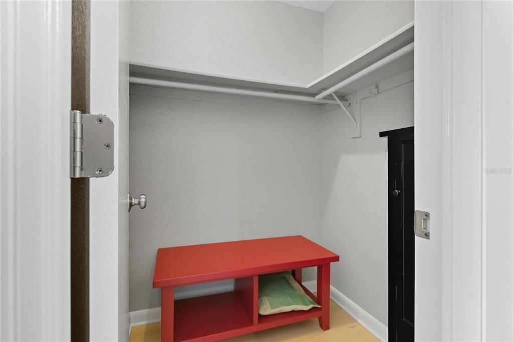 En Venta: $175,000 (2 camas, 2 baños, 898 Pies cuadrados)