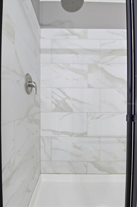 На продажу: $239,900 (3 спален, 2 ванн, 1352 Квадратных фут)