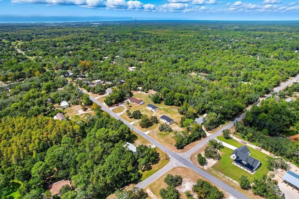 На продажу: $239,900 (3 спален, 2 ванн, 1352 Квадратных фут)