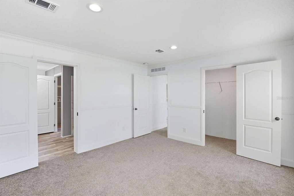 На продажу: $239,900 (3 спален, 2 ванн, 1352 Квадратных фут)