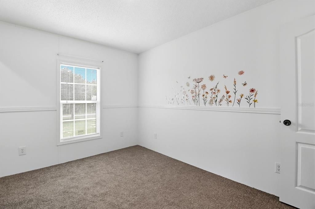 На продажу: $239,900 (3 спален, 2 ванн, 1352 Квадратных фут)