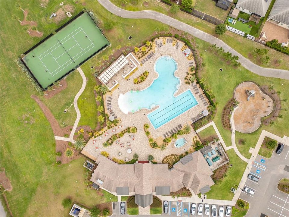 En Venta: $469,900 (3 camas, 2 baños, 2077 Pies cuadrados)