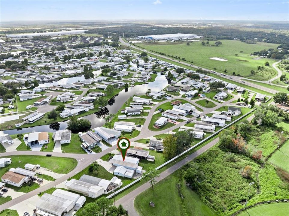 待售: $270,000 (2 贝兹, 2 浴室, 1900 平方英尺)