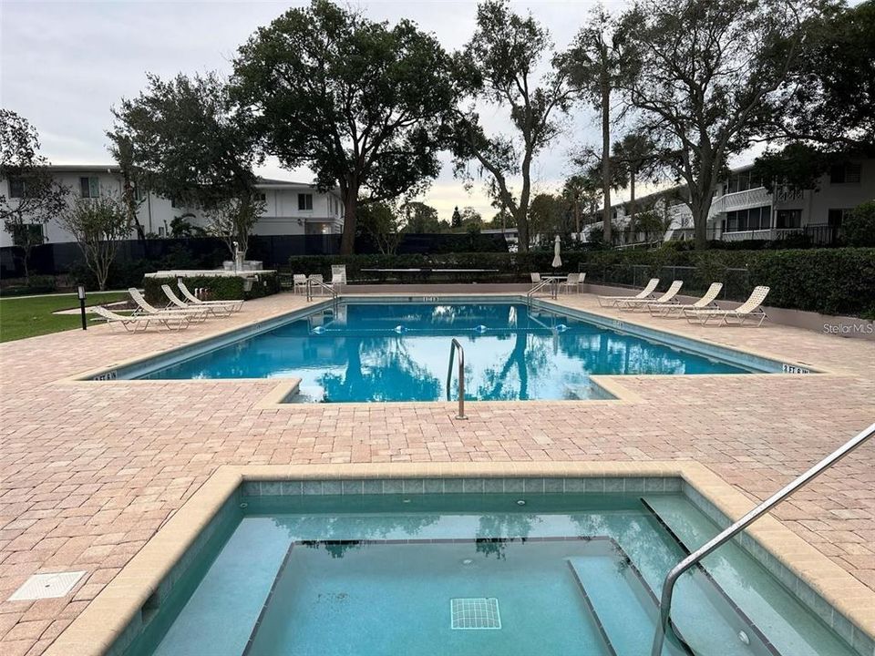 For Sale: $450,000 (2 beds, 2 baths, 1248 Square Feet)