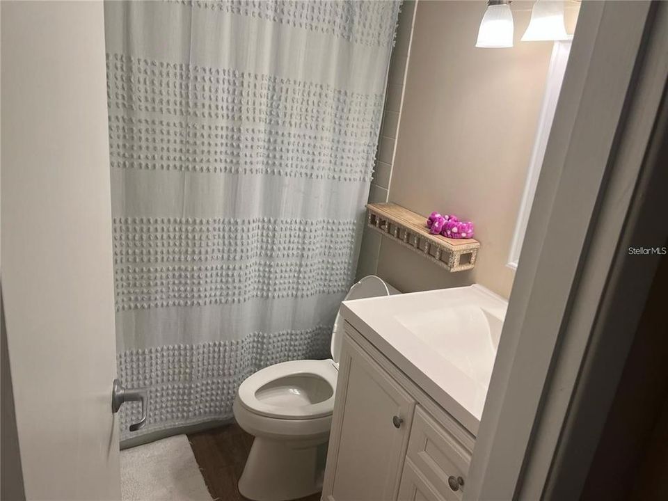 For Sale: $450,000 (2 beds, 2 baths, 1248 Square Feet)