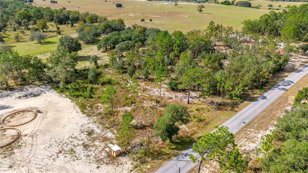 待售: $37,500 (1.02 acres)