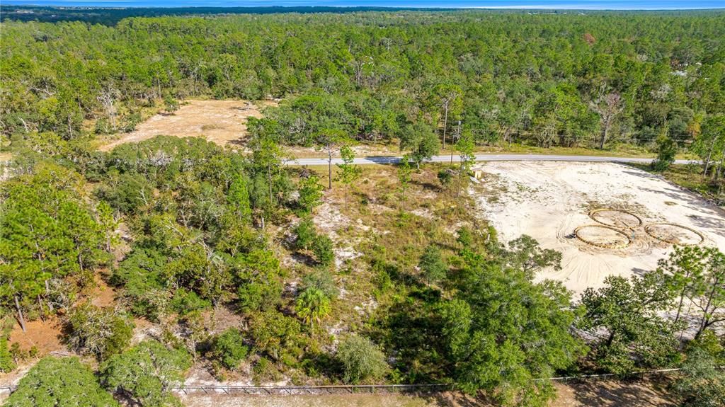 待售: $37,500 (1.02 acres)