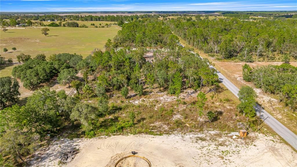 待售: $37,500 (1.02 acres)