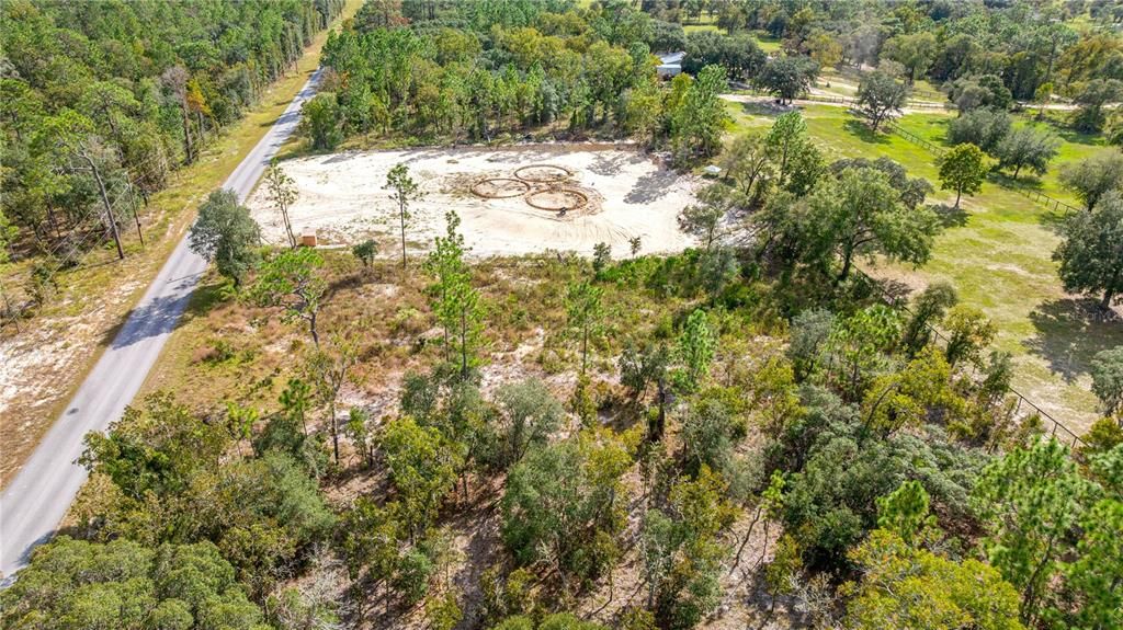 待售: $37,500 (1.02 acres)