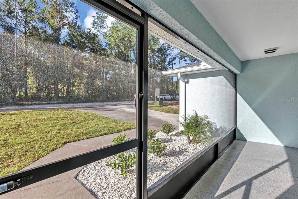 Active With Contract: $273,900 (3 beds, 2 baths, 1439 Square Feet)