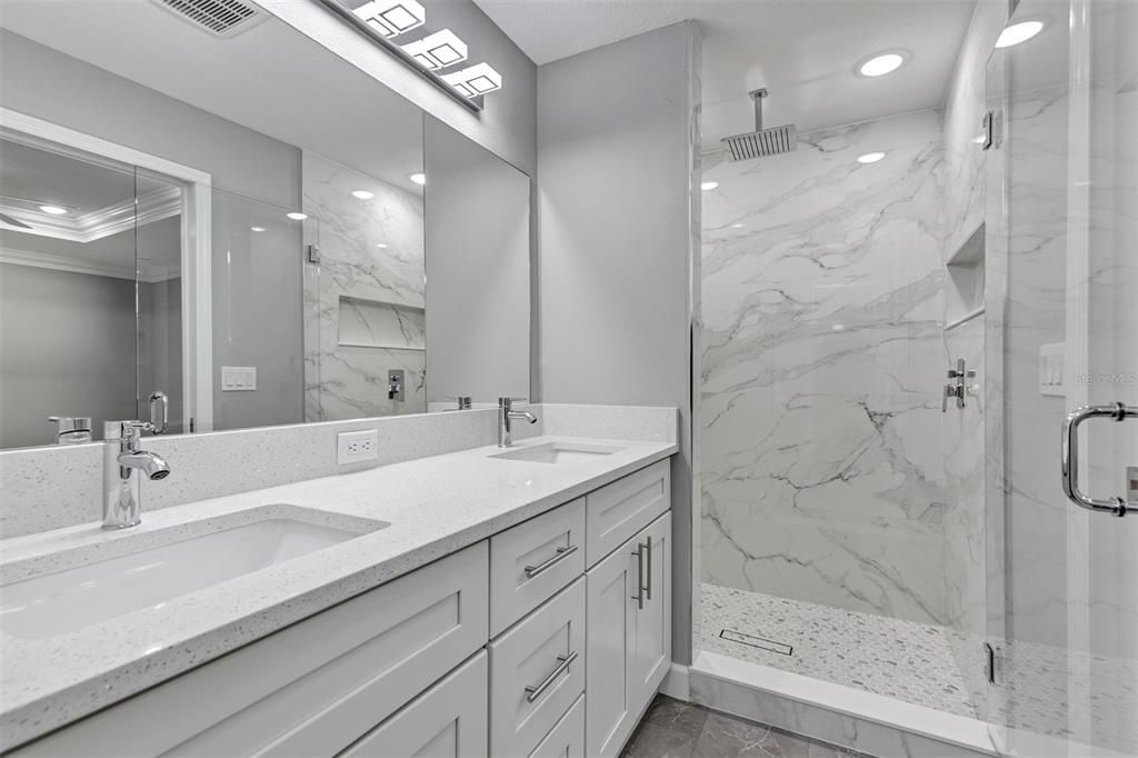 Active With Contract: $273,900 (3 beds, 2 baths, 1439 Square Feet)