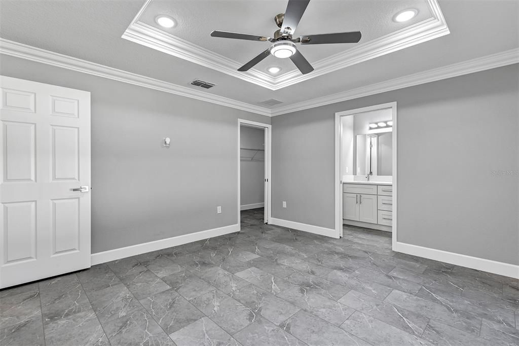 Active With Contract: $273,900 (3 beds, 2 baths, 1439 Square Feet)