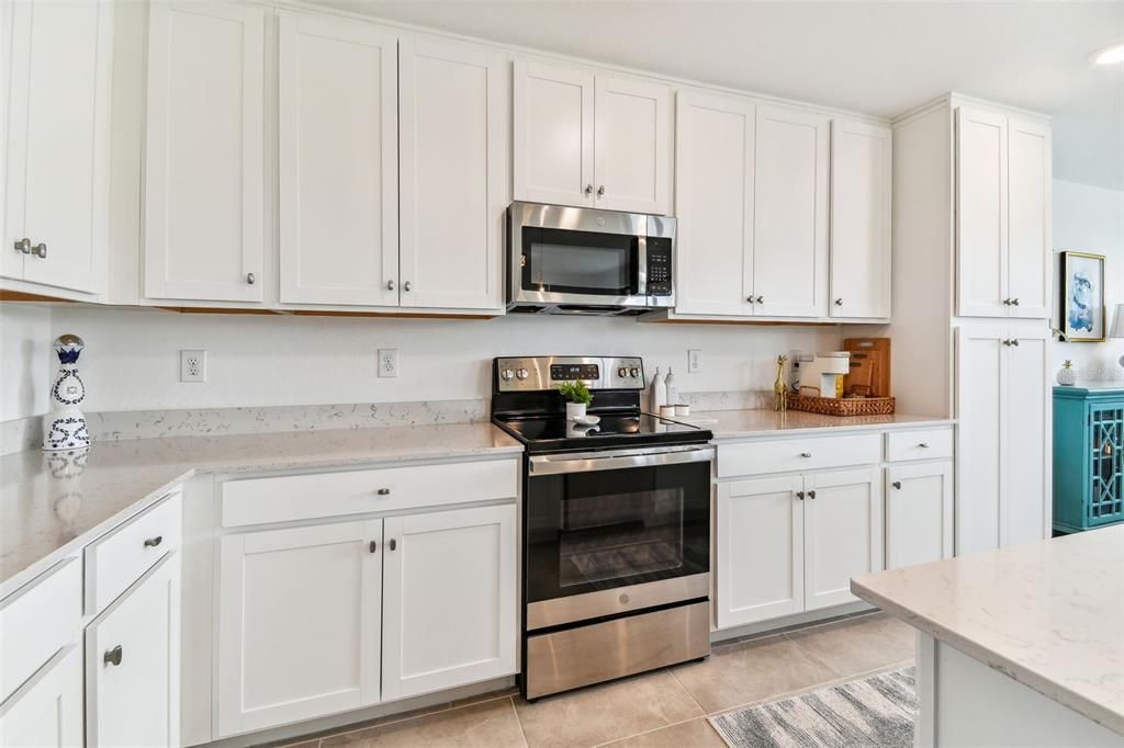 出租: $2,500 (2 贝兹, 2 浴室, 1142 平方英尺)