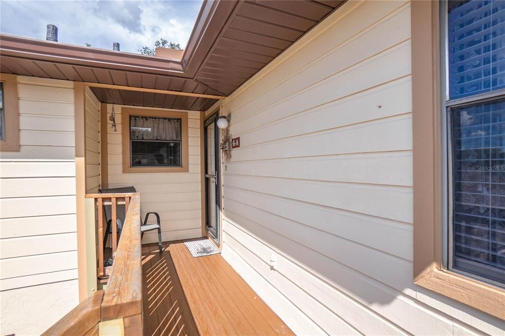 待售: $165,000 (2 贝兹, 2 浴室, 1146 平方英尺)