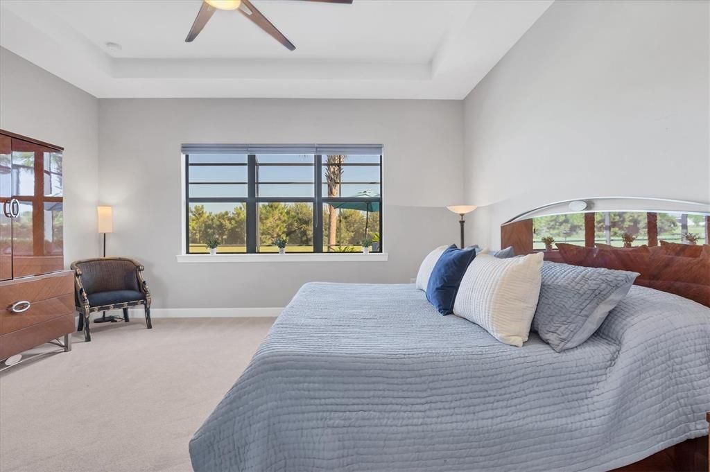 For Sale: $925,000 (3 beds, 3 baths, 2528 Square Feet)