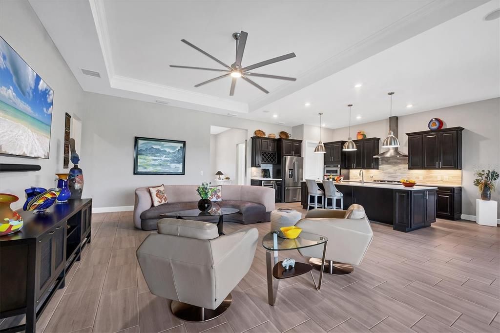 For Sale: $925,000 (3 beds, 3 baths, 2528 Square Feet)