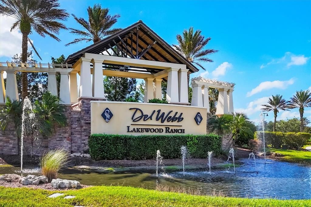 For Sale: $925,000 (3 beds, 3 baths, 2528 Square Feet)