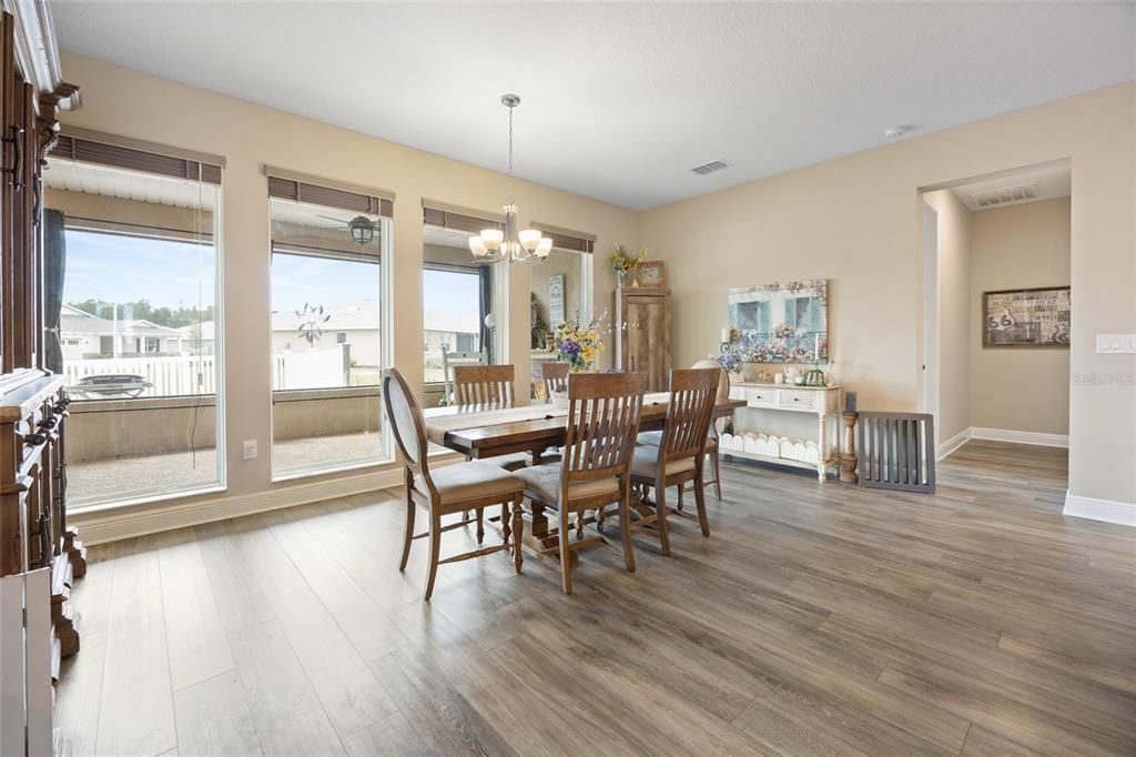 待售: $665,000 (3 贝兹, 3 浴室, 2493 平方英尺)