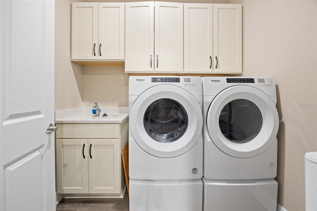 待售: $665,000 (3 贝兹, 3 浴室, 2493 平方英尺)