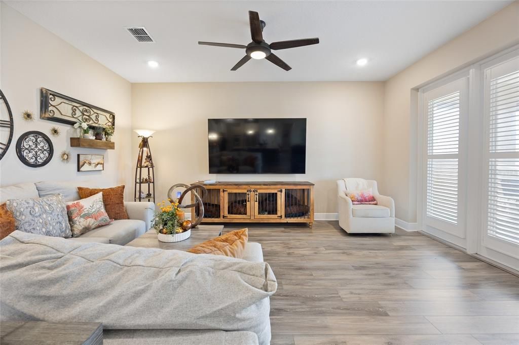 待售: $665,000 (3 贝兹, 3 浴室, 2493 平方英尺)