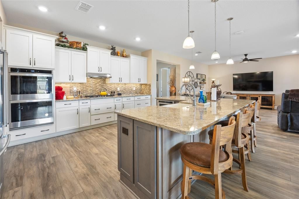 待售: $665,000 (3 贝兹, 3 浴室, 2493 平方英尺)