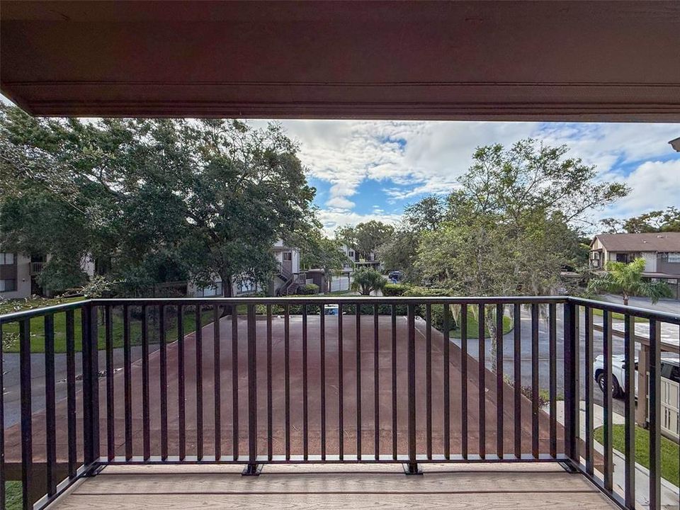 待售: $129,900 (2 贝兹, 2 浴室, 1144 平方英尺)