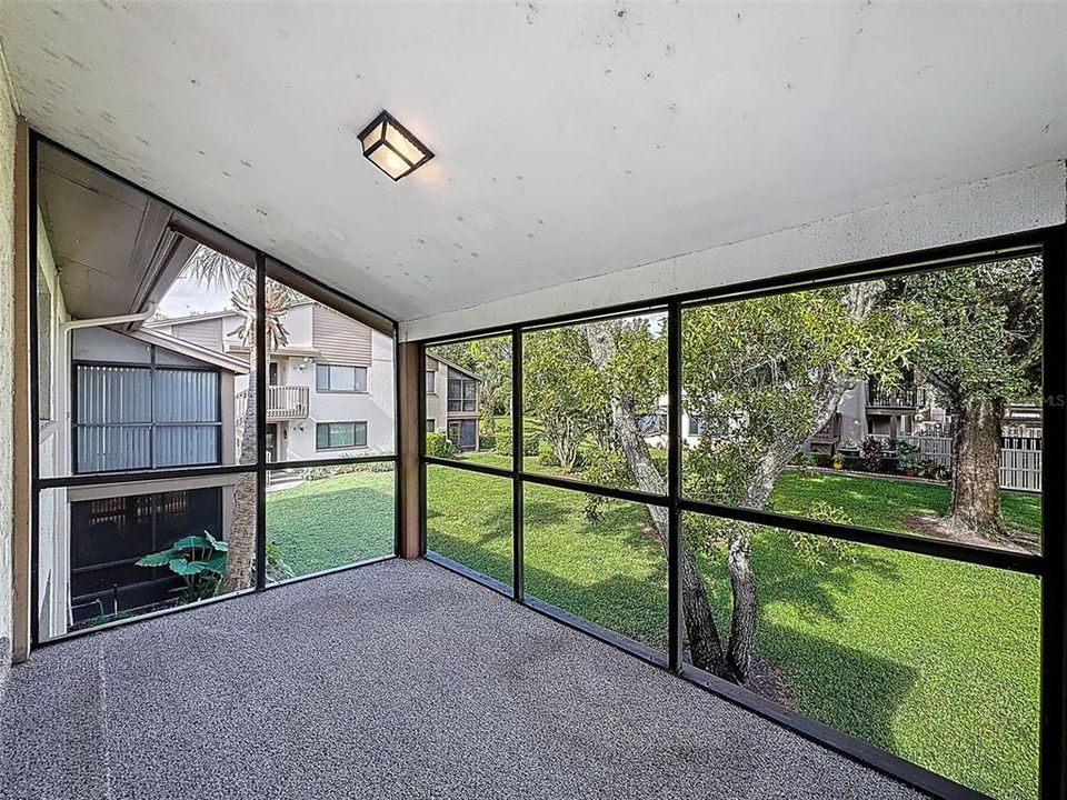 待售: $129,900 (2 贝兹, 2 浴室, 1144 平方英尺)